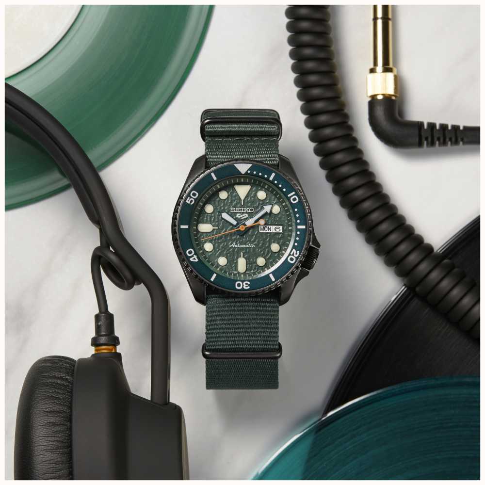 Seiko 5 Sport | Sense | Automatic | Green Dial| Green NATO SRPD77K1 - First  Class Watches™ IRL